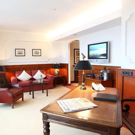 Atlantic Hotel 4*