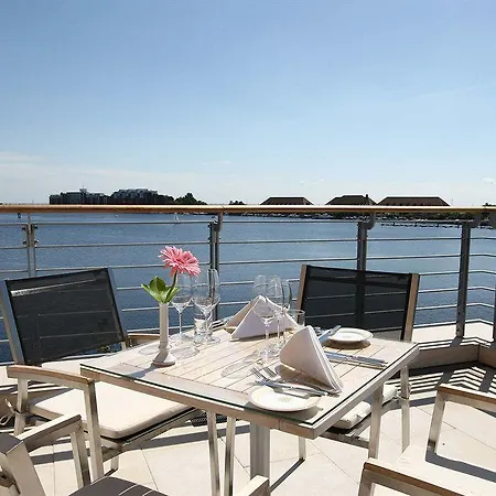 Atlantic 4*